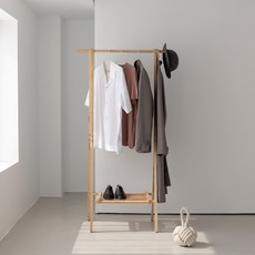LIVING SOOP Olmo 日常衣架, 木質