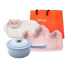LE CREUSET 迷你醬汁鍋4件組 + L號購物袋, 牛奶粉(烤盅, 盤子, 午餐盤), 海岸藍(醬汁鍋), 1套, 烤盅 + 盤子 + 午餐盤 + 醬汁鍋 + 購物袋