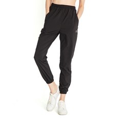 GIAT 吉亞特 女款 UPF50+極輕量機能零感運動褲, 霧岩灰 XL 褲腳束口設計 台灣製