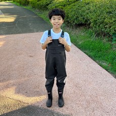 paperplaneskids 兒童胸式防水褲 涉水褲 雨靴 雨鞋 灘塗 趕海 挖蛤蜊 體驗 釣魚褲, 黑色, 190