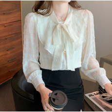 女款 Lynel 荷葉邊領帶襯衫 P24FBL072311