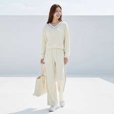 Paperments 女款 Jumour 柔美修身 V領運動套裝 14113