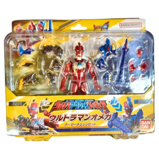 BANDAI 超人力霸王奧米加可動公仔 奧米加雷基尼斯&特萊加隆裝甲套組, 1個