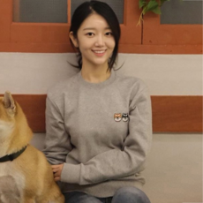 Oxta 中性 Shiba Friends 刺繡拉絨運動衫