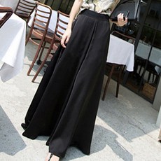 ViVEMO 女款春夏喇叭寬版亮面褲 00809