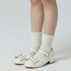 SHOOPENkids 愛心環蝴蝶結演奏會皮鞋 HPKWVGA32G