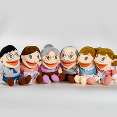 6種張開嘴的家庭手偶, 混色