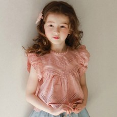 Uvely 兒童款 Meradin 浪漫鏤空荷葉邊上衣