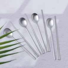 RAONNURI Simple Line 餐具組, 4套