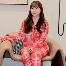 온더이브 체크 패턴 잠옷 세트