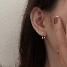 피어니스트 여성용 원형 볼 귀걸이