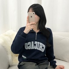 PEONIST 芝加哥半拉鍊撞色翻領大學T