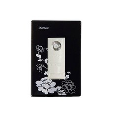 夏爾芒 CATV 2期, 黑色的