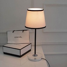 Elulite Hordine簡約檯燈, 白色的