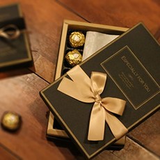 Iciel design 巧克力盒 15入, 黑金框, 1個