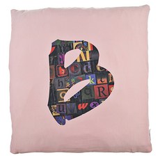 ccoczzi 字母靠墊套, B