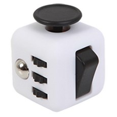 指尖陀螺立方體原點, 白色 黑色