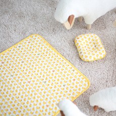 콩닥콩닥 러버덕 외출용 아기패드 완제품, 흰색바탕 + 노란색무늬, 1개