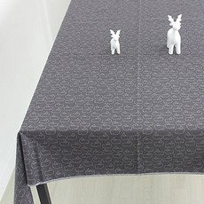 Noland 微笑鯨魚桌巾, 110 x 110 cm, 黑色