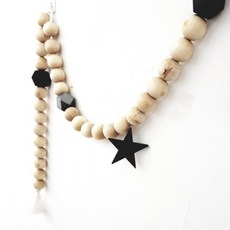 코지스토리 우드스타 가렌드, 블랙