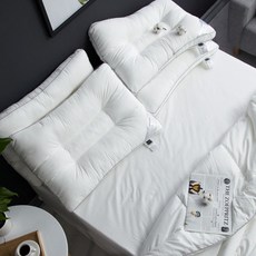 AIRE 遠紅外線微頸枕棉, 白色