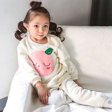IGGOKIDS 女童水蜜桃長袖保暖睡衣