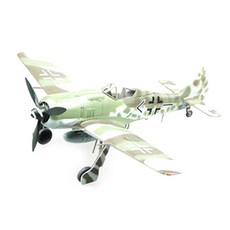 EasyModel 1:72 FW190 A-8 Maj Karl Kennel 1945 완성품 프라모델 전투기, 1개