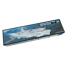 Trumpeter 1:350德國海軍Navy Peter號航空母艦塑膠模型, 1個