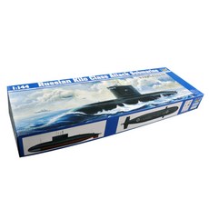 Trumpeter 1:144俄羅斯基洛級攻擊型潛水艇塑膠模型, 1個