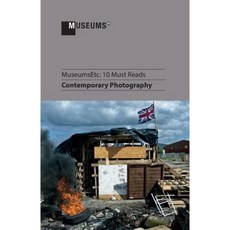 10 Must Reads: Contemporary Photography Paperback, Museumsetc