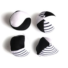 aginory 黑白吊飾玩具娃娃, 圖形