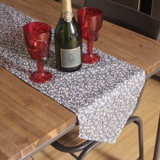 Noland 싸리꽃 테이블 러너, 다크 블루, 180 x 30 cm