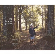Ms. Booth's Garden Hardcover, University Press of Mississippi