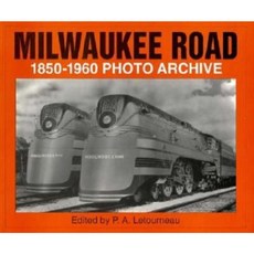Milwaukee Road 1850-1960 Photo Archive Paperback, Enthusiast Books