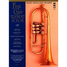 First Chair Trumpet Solos with Orchestral Accompaniment Paperback, Music Minus One