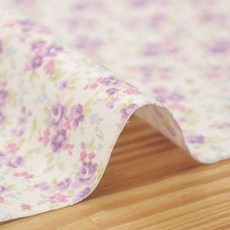 Kohasa Idea 40支棉小花朵布料, 淺紫色