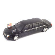 LUCKYDIECAST 1/24 2001 凱迪拉克 DEVILLE PRESIDENTIAL LIMO 汽車模型 YAT240183BK, 混色