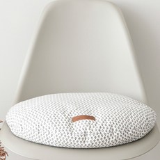 BO WELL 黑色圓形抱枕套, 雪樹