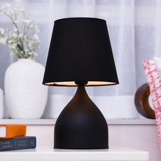 1300K Saetbyeol House 詠嘆調看台, 黑色的