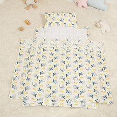 EziBaby 孩童用人造絲午睡被組+超細纖維枕頭, 混色