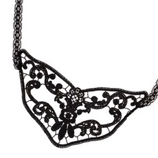 Partybok 三角競賽面具, 黑色的