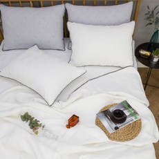 素色花紋人造絲棉被, 象牙