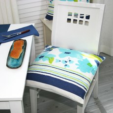 Nasan 花朵圖案靠枕 F8-20, 混色