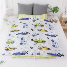 BEAUTE HOUSE 印花午睡被組+四季枕頭, 賽車款