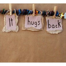 It Hugs Back - The Record Room： First Four Singles 英國進口版, 1CD