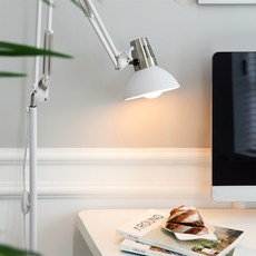 샛별하우스 마리 장스탠드, 화이트