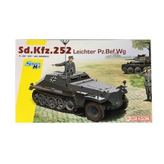 DRAGON DRAGON BD6571 1/35 Sd.Kfz.252 Leichter Pz.Bef.Wg塑膠模型坦克, 1個