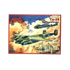 ICM塑膠模型 1/72 Tu-2S 二次大戰蘇聯轟炸機, 1個