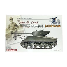 DRAGON 塑料模型 1/35 M4A3E8 謝爾曼少校 Albin F. Irzyk, 1個