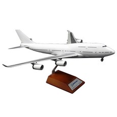 JCWings 1/200白色B747-400 PW with bracket飛機壓鑄模型, 混色